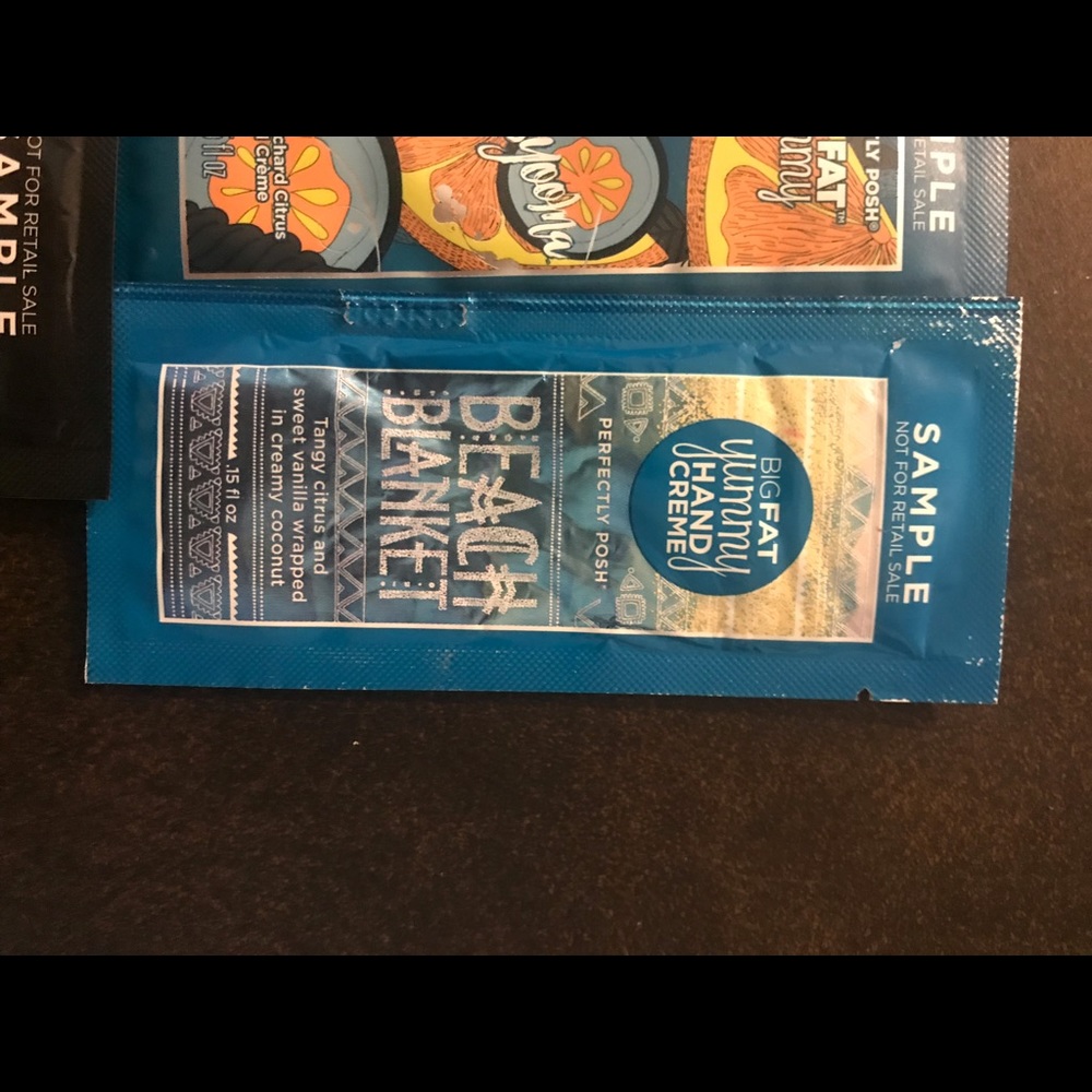 Perfectly Posh Bundle - Picture 3 of 6